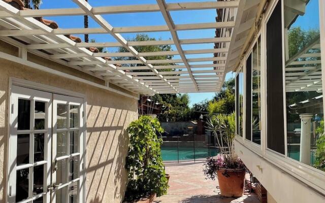 Paradise Vacation Estate Near Universal Studios