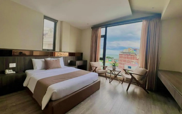 Hai Long Hotel