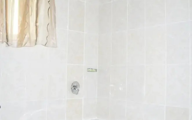 Residency Hotel Leophine House