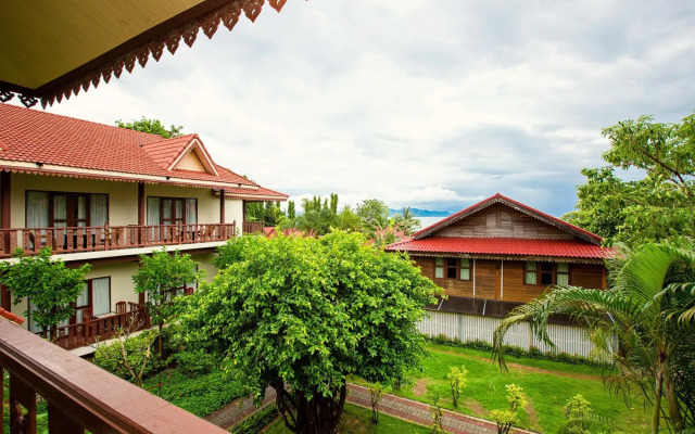 Buri Beach Resort