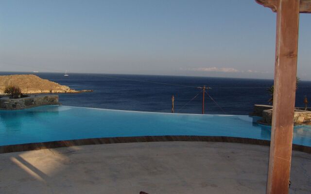 Mykonos Mystique