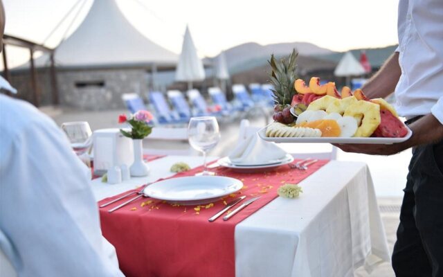 Sahra Su Holiday Village & Spa