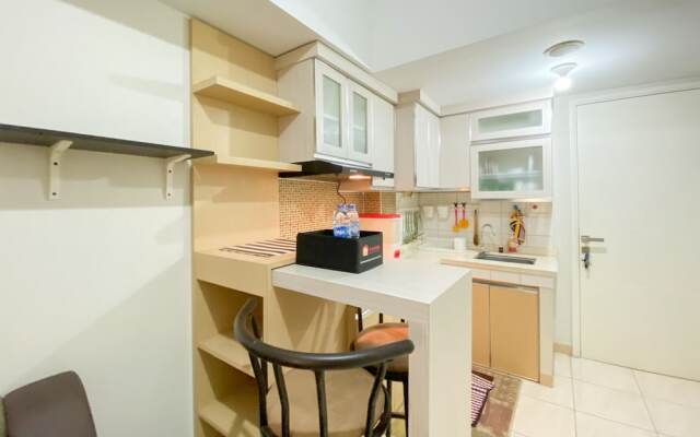 Modern And Homey 2Br At Springlake Summarecon Bekasi Apartment