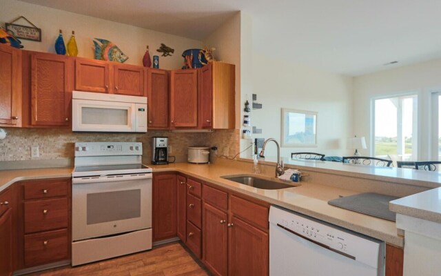 Two-story Family Home w/ Views of Inlet & Island - Pet Friendly