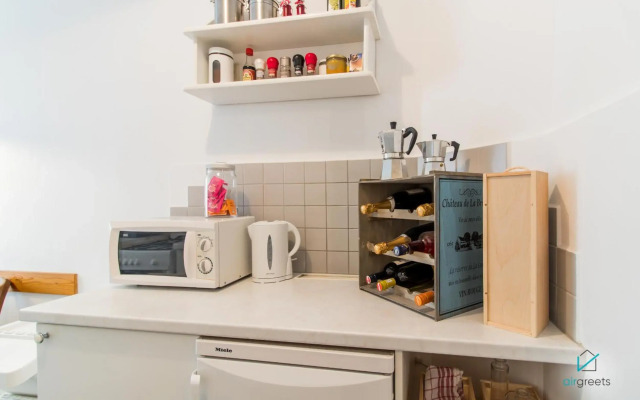 Spacious And Extraordinary Vienna Apartment