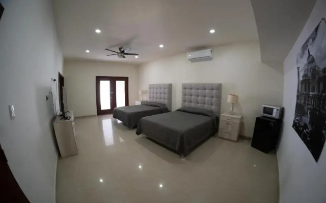 17 Residence For 15 People With Pool