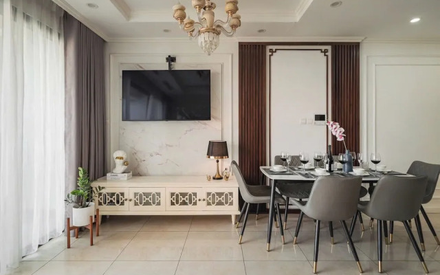 The Bloom by Vega Hotel