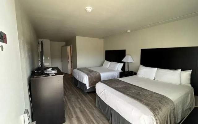 Four Sevens Motel