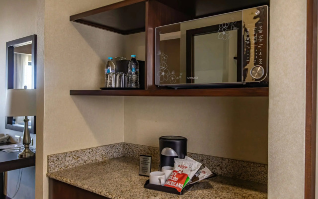 Best Western Premier Monterrey Aeropuerto