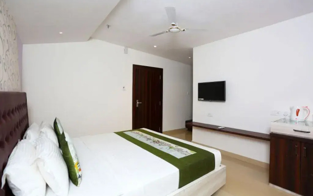 FabHotel Pentagon by OYO
