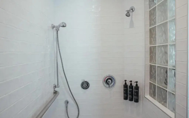 Skaneateles Boutique Hotel