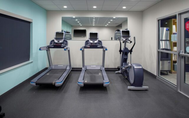 Tru by Hilton Farmville