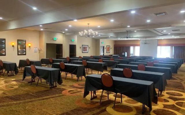 Holiday Inn Dublin-Pleasanton by IHG