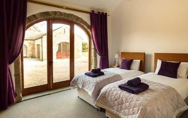 The Stables at Larklands