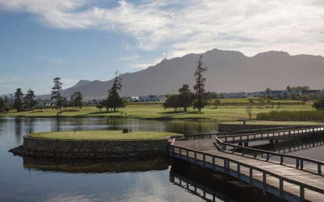 Winelands Golf Lodges