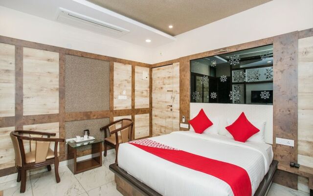 Capital O 15950 J K Residency