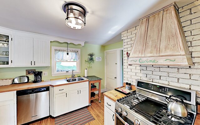 1 Tupper Rd House - 3 Br Home