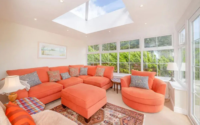West Bay Holiday Home