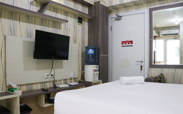 Cozy And Enjoy Studio Room At Green Pramuka City Apartment