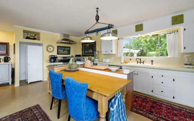 Rock House Haven Retreat