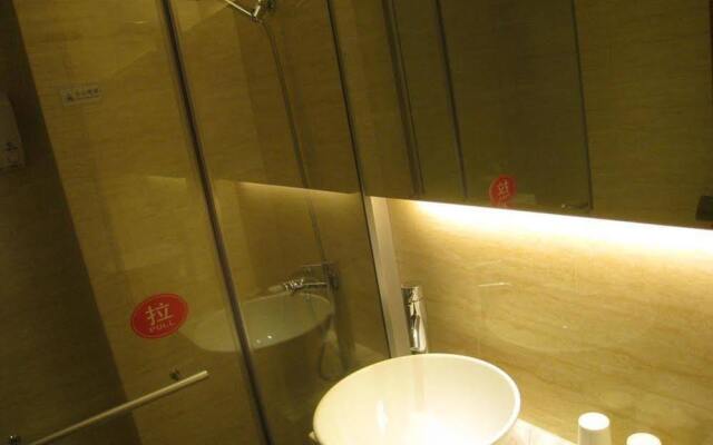 Yijin Business Hotel