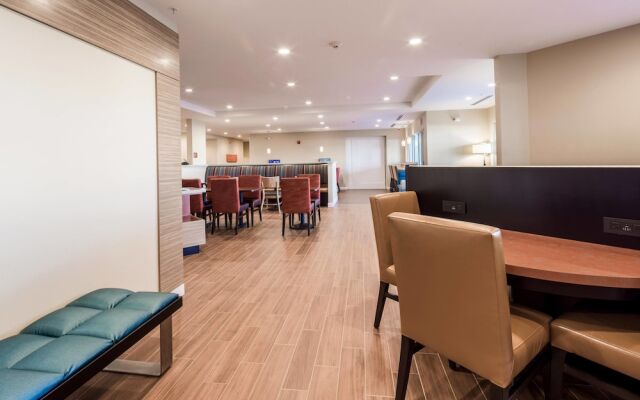 TownePlace Suites Cleveland