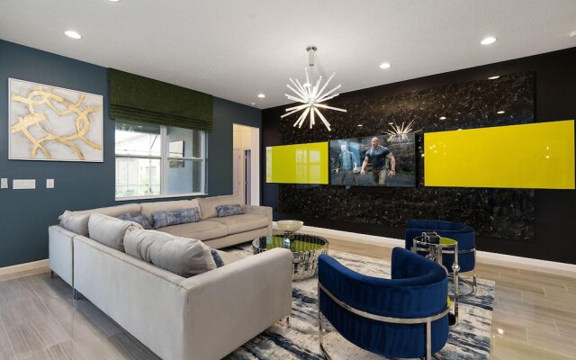 St004v: 10 Bed, Frozen, Spongebob