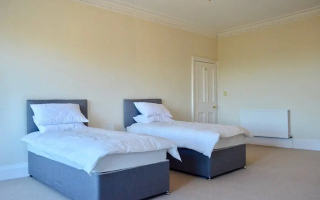Incredible Edinburgh Penthouse Apartment With Roof Terrace