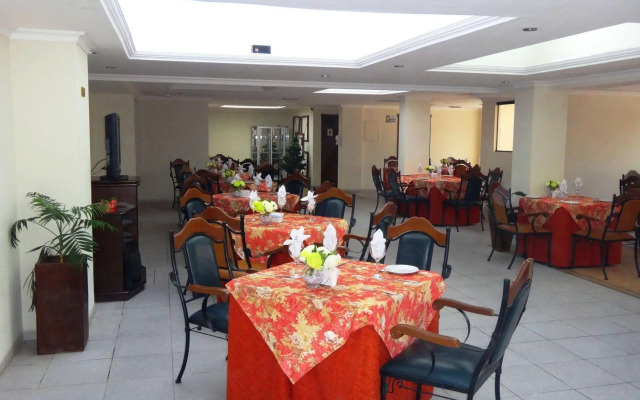 Casa Blanca Hotel