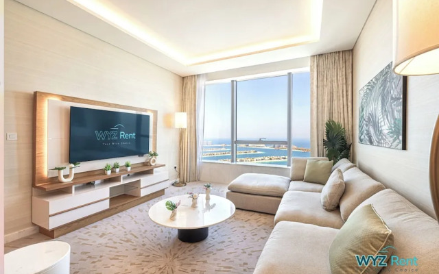 Luxurious St Regis 1 Bed Palm View