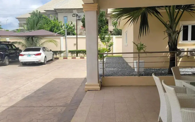 AA Hotel and Apartment