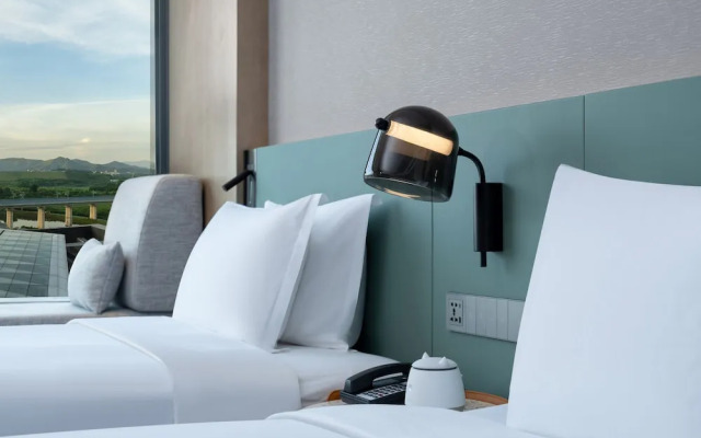 EVEN Hotels Shenzhen Guangming Cloud Park by IHG