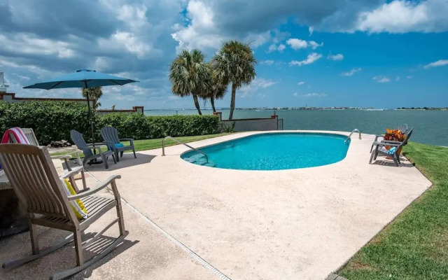 Davis Shores