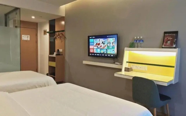 Vatica Hefei Feidong County Yuzhou Central Square Hotel