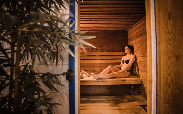 Hôtel & Spa du Domaine des Thômeaux, The Originals Relais