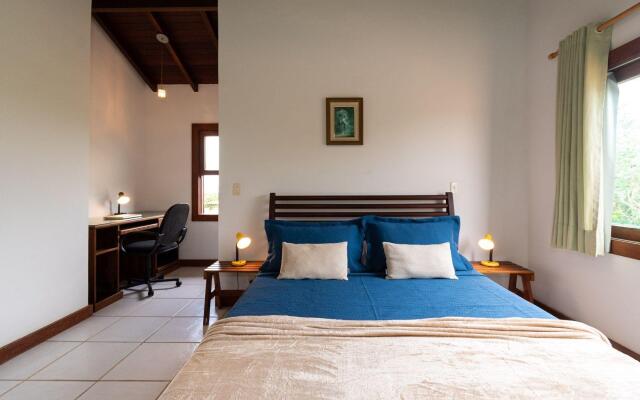 4 Suítes + Piscina e Churrasqueira | 3 Irmãos