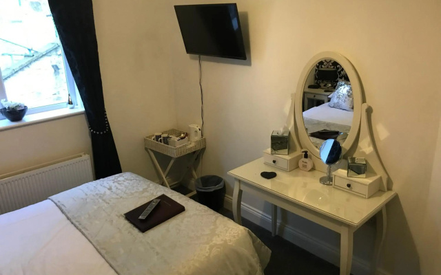 Castle Gate Guest House
