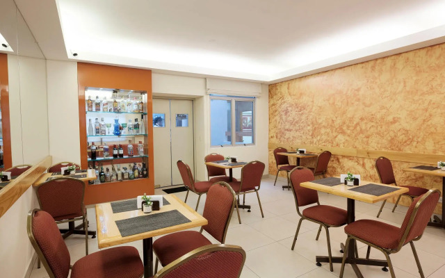 Qorianka Hotel
