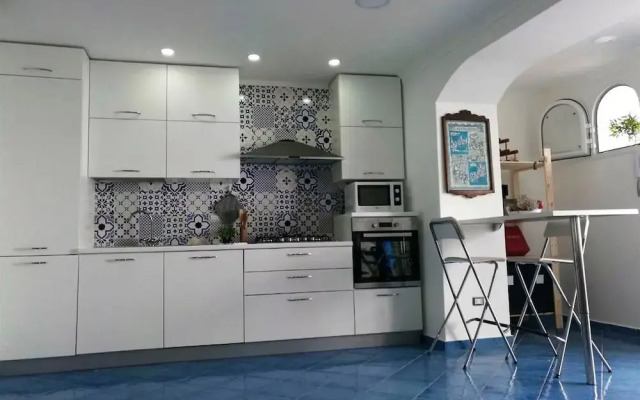 Mareluna Holiday Home