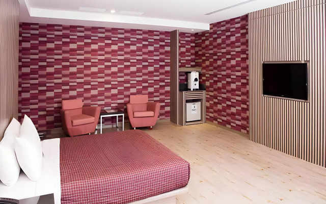 Midi Motel Ping Tung Branch