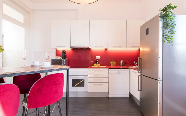 Miró in Barcelona with 2 bedrooms and 2 bathrooms