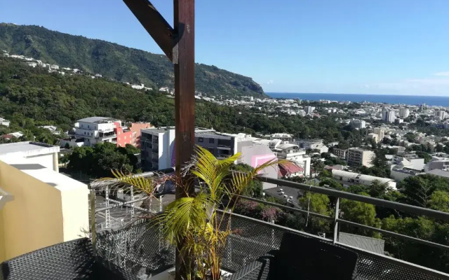 joli studio vue mer