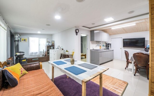 Gyeongju Nenugnam20 Hanok Pension