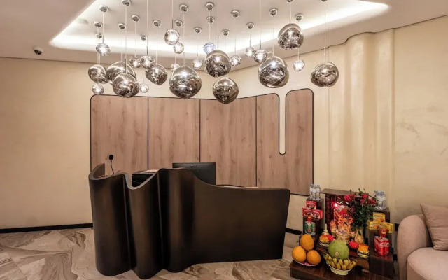 iRest Signature Ba Dinh Lakeside