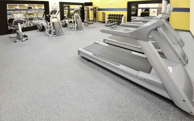 Hampton Inn & Suites Raleigh Downtown