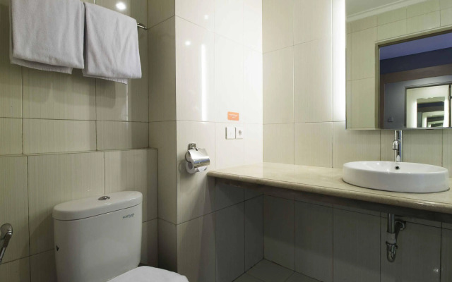 RedDoorz near Padjajaran University 2