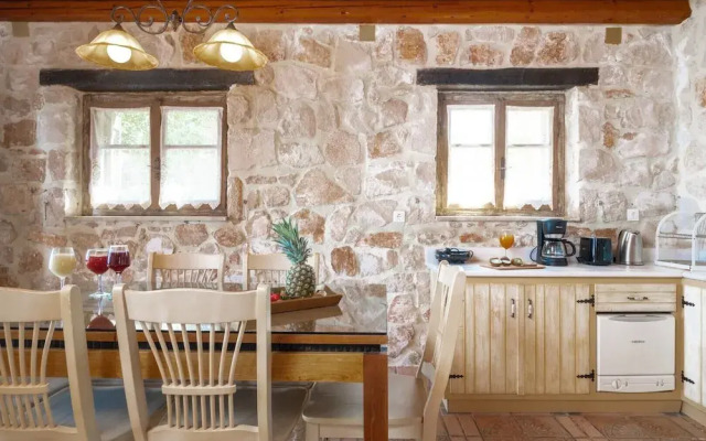 Strofilia Authentic Villas