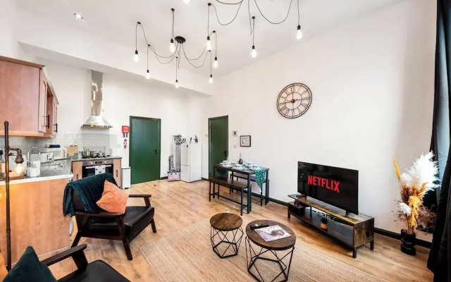 3 Bedroom Apartment-birmingham-sleeps7-citycentre