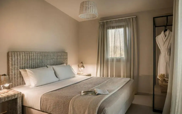 Ammos Suite-Grand Blue Beach Residence