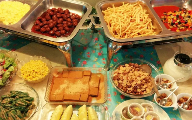 Okinawa International Youth Hostel